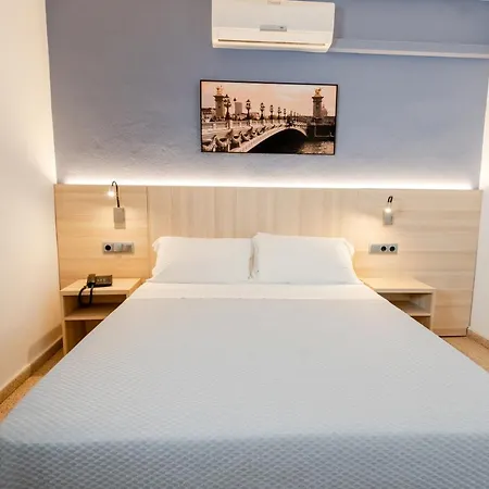 Eurohotel מאהון